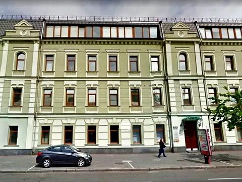 комерційна за адресою Жилянська вул., 146