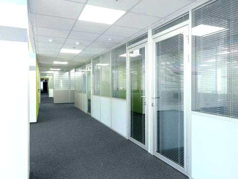 комерційна за адресою Жилянська вул., 75