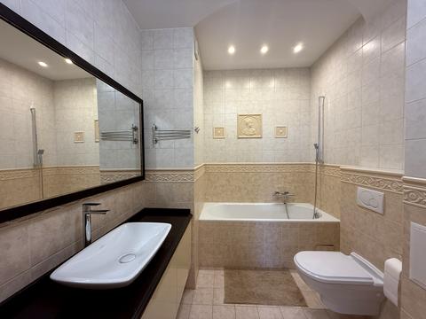 квартира по адресу Урловская ул., 16/37