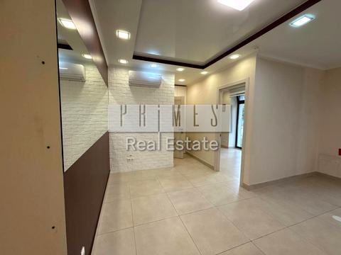 комерційна за адресою Миколи Міхновського бульв. (Дружби Народів), 32