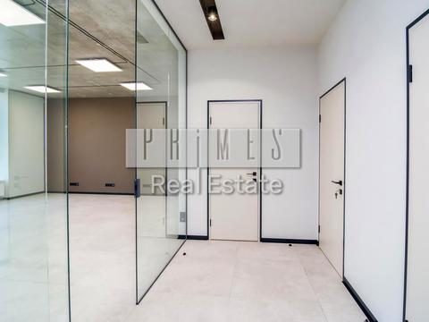 комерційна за адресою Джона Маккейна вул. (Івана Кудрі), 26