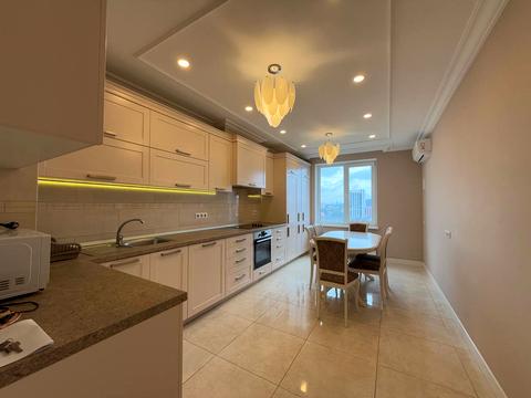 квартира за адресою Дмитрівська вул., 75