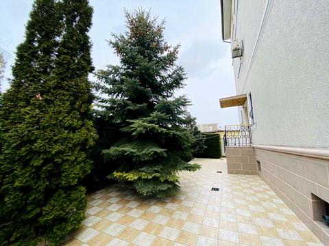 будинок за адресою Академіка Вернадського вул.