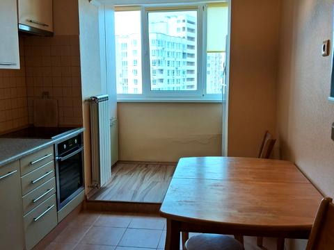 квартира за адресою Голосіївський просп. (40-річчя Жовтня), 15