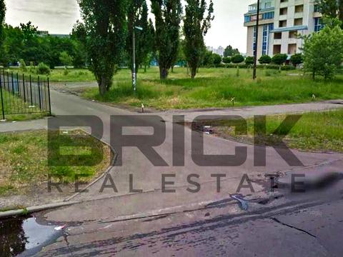 участок по адресу Павла Тычины просп., 13