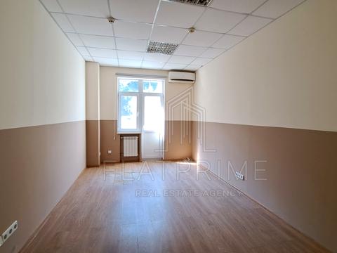 комерційна за адресою Глибочицька вул., 40-А
