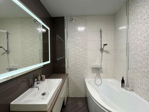 квартира за адресою Братів Міхновських вул. (Московська), 30а