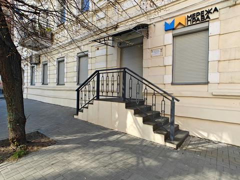 коммерческая по адресу Баррикадная, 20