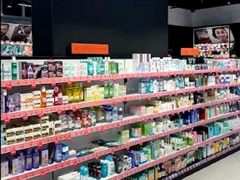 комерційна за адресою Каховська вул., 56