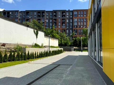 квартира за адресою Володимира Навроцького вул., 4
