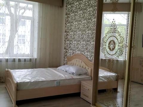 квартира за адресою Братів Міхновських вул. (Московська), 45