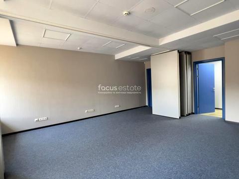 комерційна за адресою Велика Житомирська вул., 20