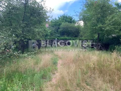участок по адресу Кооперативна