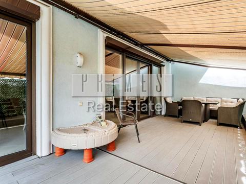 дом по адресу Локомотивная ул.