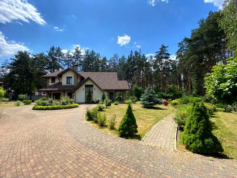 будинок за адресою 1 Травня вул.