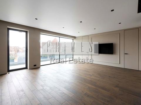 будинок за адресою Лютнева вул.