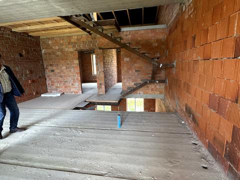 будинок за адресою Олександра Довженка вул.