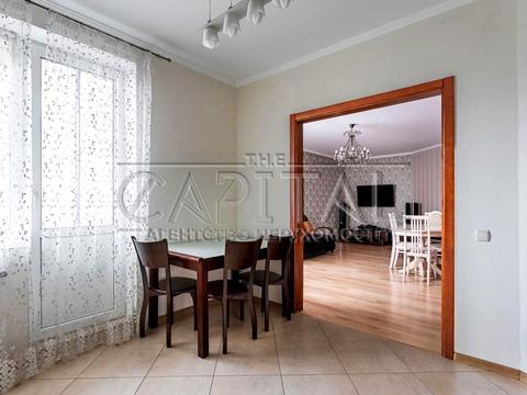квартира за адресою Почайнинська вул., 25/49