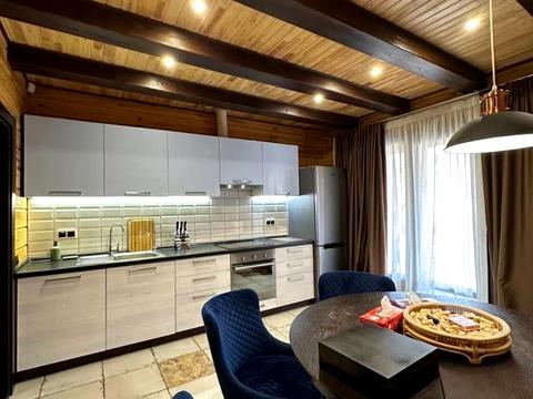 будинок за адресою Лісна вул