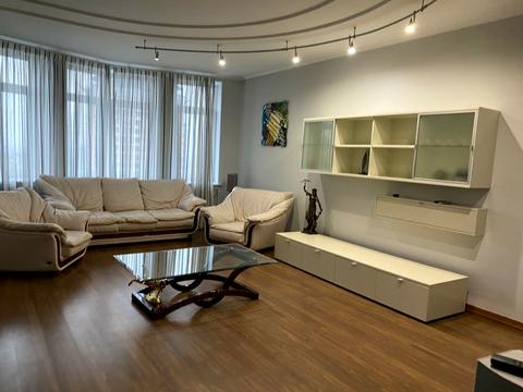 квартира по адресу Леси Украинки бульв., 30-Б