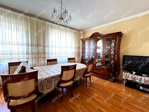 дом по адресу Героїв Крут ул., 1