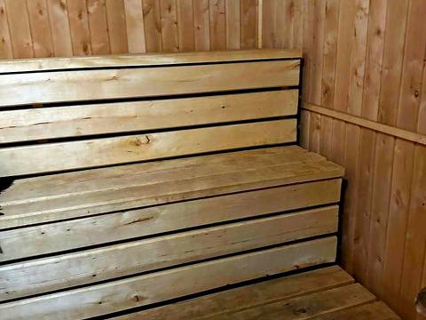 будинок за адресою 3-тя Радіозаводська, 18