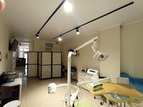 комерційна за адресою Балківська вул., 137г