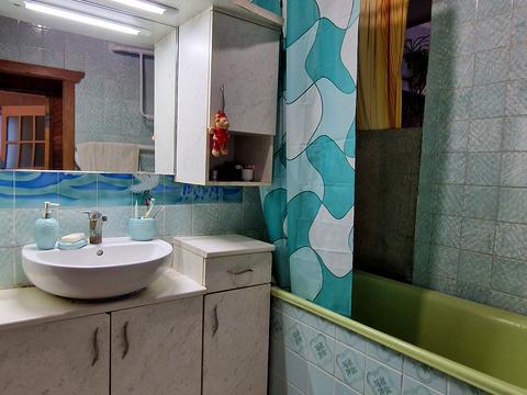 будинок за адресою Червона