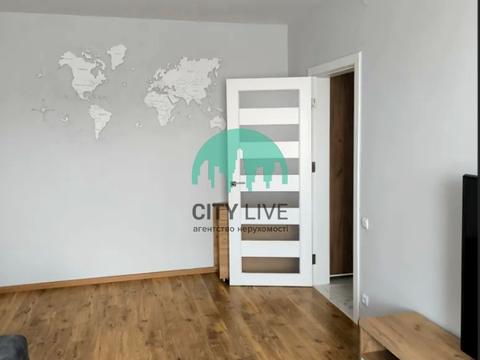 квартира за адресою Макогона вул., 25