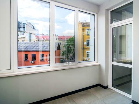 коммерческая по адресу Саксаганского ул., 37-К