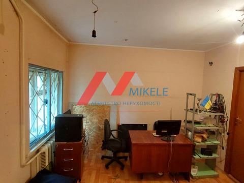 коммерческая по адресу Леся Курбаса просп., 18-Г