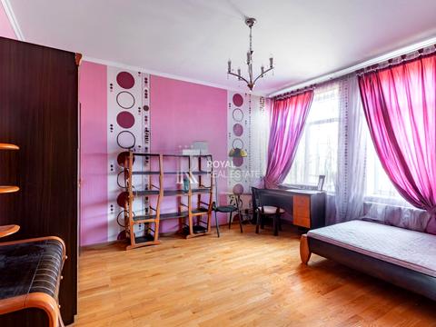 будинок за адресою Огіркова вул.