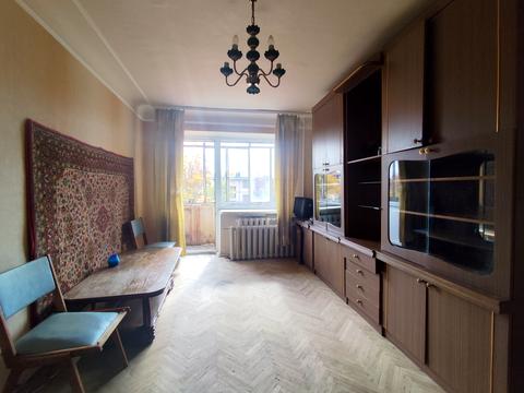 квартира за адресою Олександра Олеся вул., 15