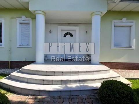 будинок за адресою вул. Сонячна