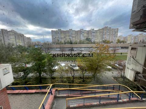 комерційна за адресою Академіка Палладіна просп., 22