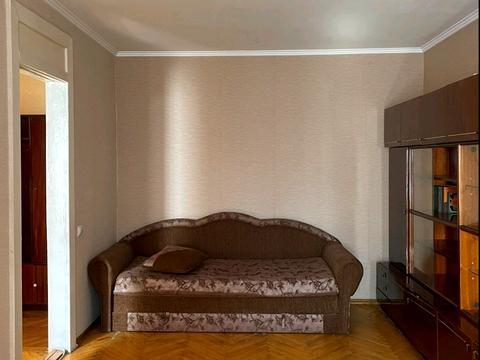 квартира за адресою Миколи Василенка вул., 8-А