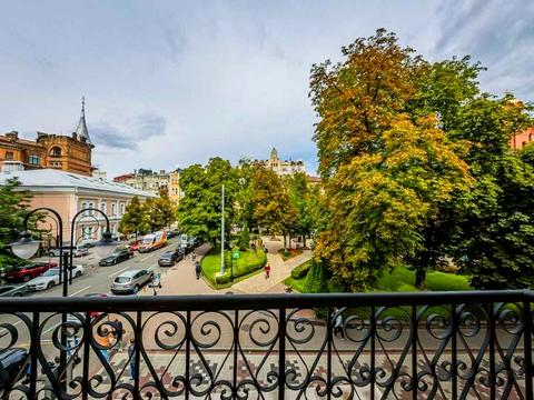 квартира по адресу Лисенка ул., 1