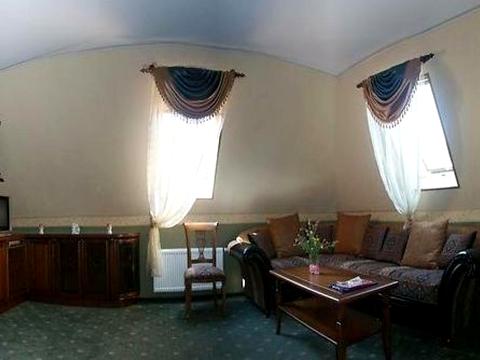 комерційна за адресою Бориславська вул., 21