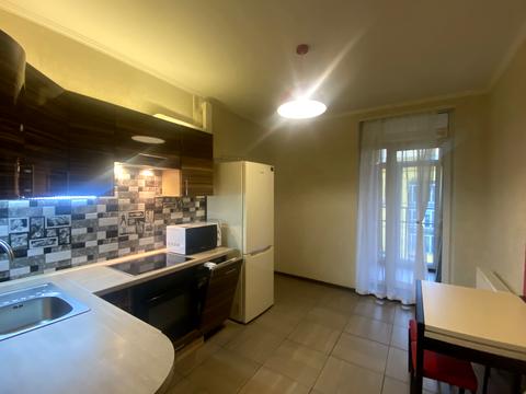 квартира за адресою Регенераторна вул., 4