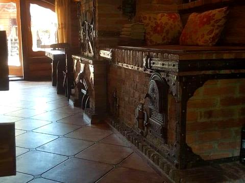 комерційна за адресою Собранецька вул., 2