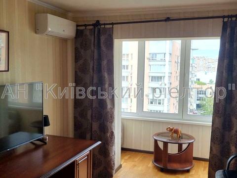 квартира за адресою Раїси Окіпної вул., 5