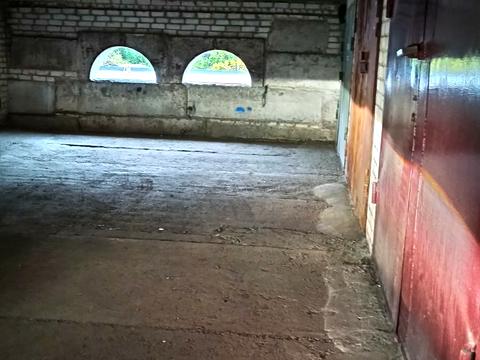 паркомісце за адресою Козелецька вул. (Радищева), 18