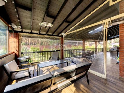 будинок за адресою Вишнева вул. (Леніна)