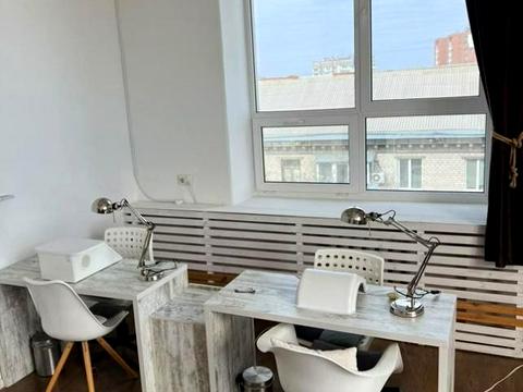 комерційна за адресою Воскресенська вул. (Леніна), 41