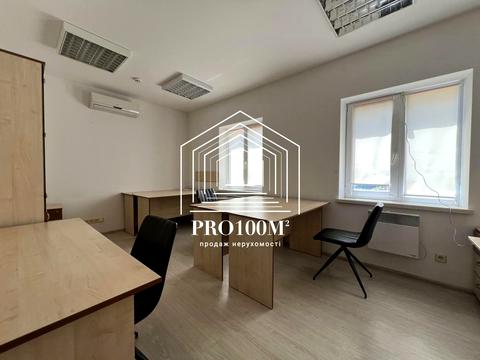 комерційна за адресою Старонаводницька вул., 3б