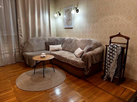 квартира за адресою Стадіонна вул., 13