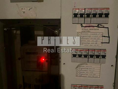 комерційна за адресою Почайнинська вул., 35