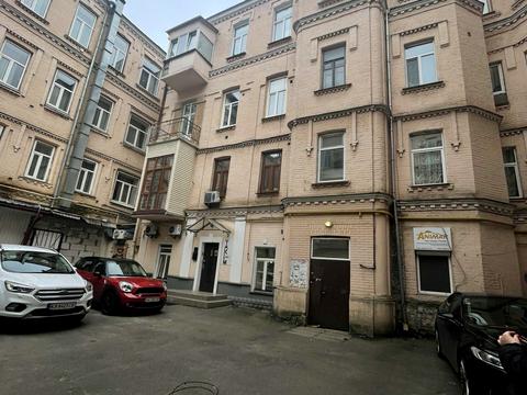 квартира за адресою Івана Франка вул., 27