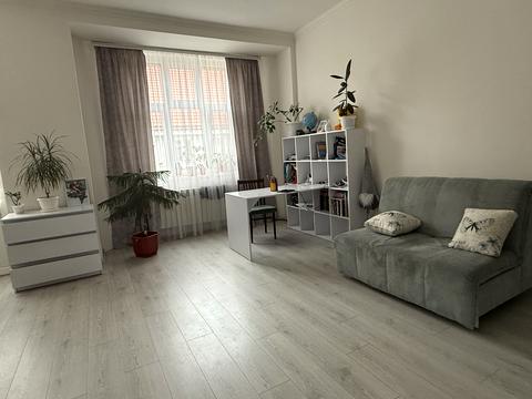 квартира за адресою Олександра Довженка вул., 111
