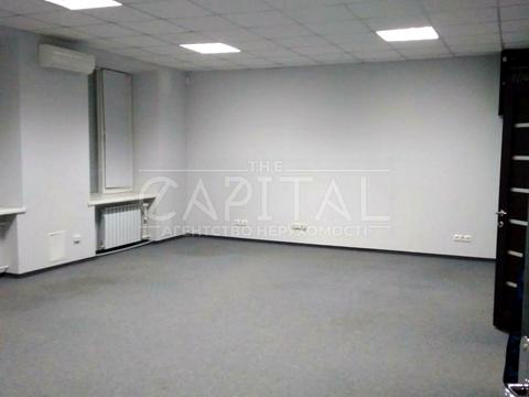 коммерческая по адресу Бехтеревский пер., 4-В